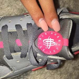 Nike Huarache - Grey and Pink (Kids)